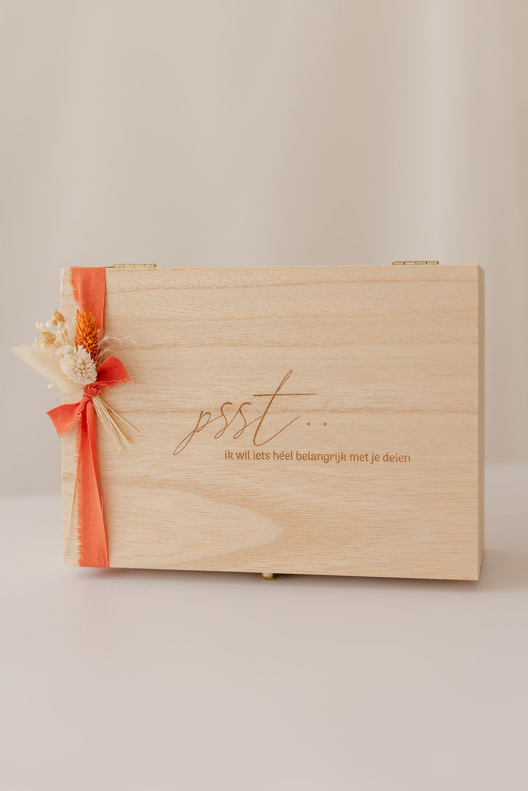 Geschenkdoos | " psst, belangrijk nieuws.."